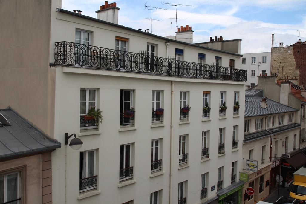 Hotel Telemaque Paris Exterior photo